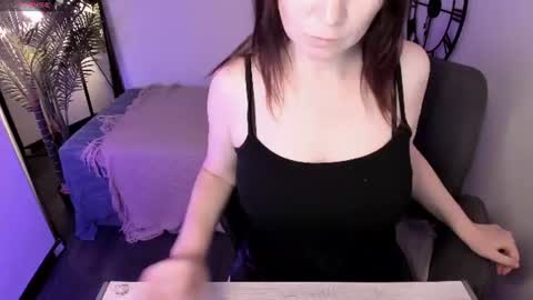 Zoe online show from July 2026 01:41:02 PM