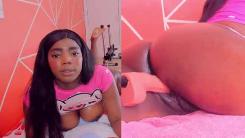 Snapshot of zoeethompson_cm chatting on December 2024 10:12:02 PM online show from December 2024 10:12:02 PM