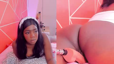 Snapshot of zoeethompson_cm chatting on January 2025 10:36:01 PM online show from January 2025 10:36:01 PM