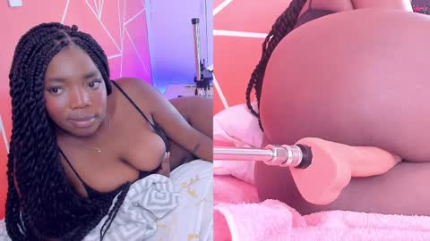 Snapshot of zoeethompson_cm chatting on February 2025 10:14:02 PM online show from February 2025 10:14:02 PM