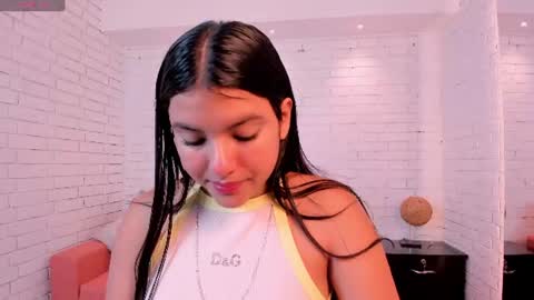Zoelinss  online show from July 2026 12:52:02 PM
