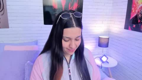 Snapshot of zoemurphy_ chatting on October 2025 04:14:02 PM ZOE online show from October 2025 04:14:02 PM