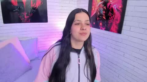 Snapshot of zoemurphy_ chatting on December 2025 06:07:01 AM ZOE online show from December 2025 06:07:01 AM