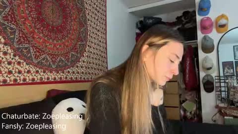 Snapshot of zoepleasing chatting on September 2025 12:36:02 AM zoepleasing online show from September 2025 12:36:02 AM