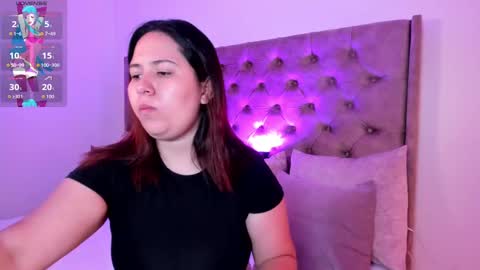 Snapshot of zoes_mile chatting on October 2025 11:33:02 AM Zoes online show from October 2025 11:33:02 AM