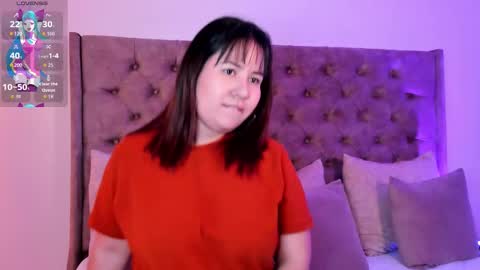 Snapshot of zoes_mile chatting on October 2025 11:25:01 AM Zoes online show from October 2025 11:25:01 AM