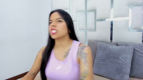 Snapshot of zoeswanx chatting on February 2025 12:59:01 PM ZoeSwam online show from February 2025 12:59:01 PM