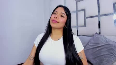 Snapshot of zoeswanx chatting on September 2025 12:50:02 PM ZoeSwam online show from September 2025 12:50:02 PM