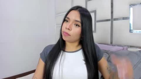 ZoeSwam online show from April 2026 01:42:02 PM