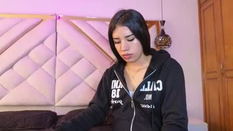 Zoe online show from April 2026 01:31:02 PM