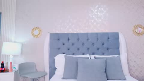 ZoeWilliis online show from June 2026 12:28:02 PM
