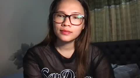 Snapshot of zoey_foryou chatting on February 2025 11:55:02 AM zoey_foryou online show from February 2025 11:55:02 AM