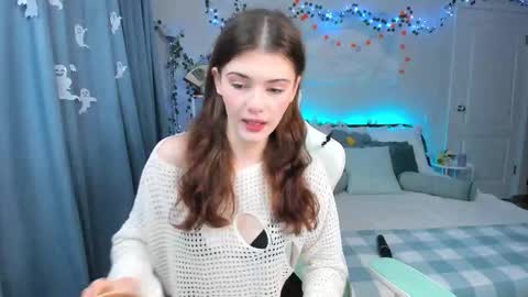 Zoey Lane online show from October 2025 03:32:01 AM
