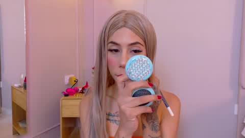 Zoey online show from April 2026 04:16:01 AM