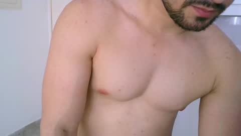 Snapshot of zohan_haidar chatting on September 2025 06:22:02 PM ZohanMohamed online show from September 2025 06:22:02 PM