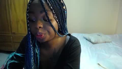 Zooe online show from February 2025 02:35:02 PM