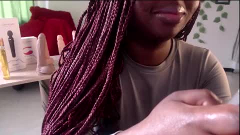 Zooe online show from February 2026 03:41:02 PM