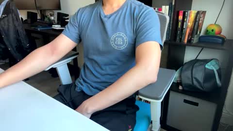 zoom_ha20 online show from February 2025 11:39:01 PM