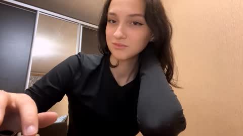 Lisa online show from December 2025 02:23:02 PM