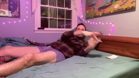 Snapshot of zorakload chatting on December 2025 01:32:02 AM Jesse online show from December 2025 01:32:02 AM