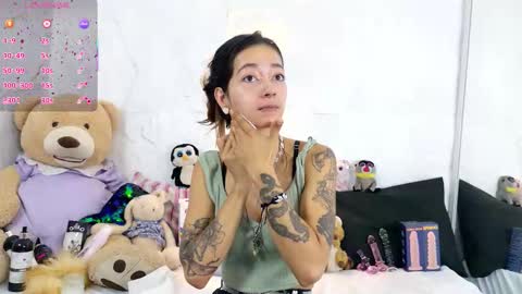 Violeta online show from December 2025 12:32:01 PM