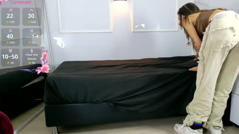 Violeta online show from April 2026 12:21:02 PM