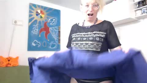 Snapshot of zosya1111 chatting on February 2025 01:19:01 PM Zosya1111 online show from February 2025 01:19:01 PM