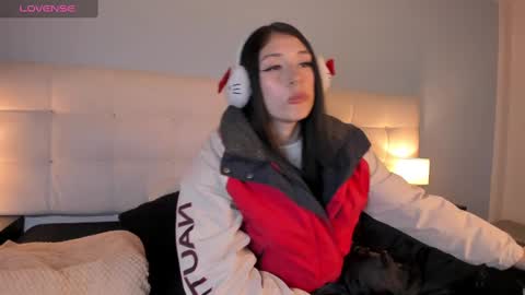 Snapshot of zowi_hottiee chatting on January 2025 02:22:02 AM cintya kors online show from January 2025 02:22:02 AM