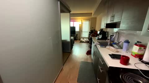 Zuko online show from February 2025 06:55:01 PM