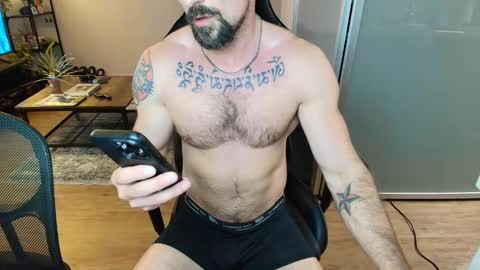 Zuko online show from October 2025 04:32:01 AM