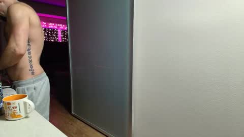 Zuko online show from October 2025 01:23:01 PM