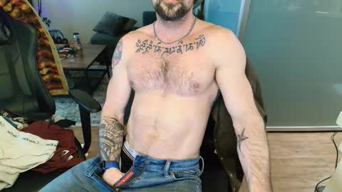 Snapshot of zuko_zen69 chatting on March 2026 01:23:02 AM Zuko online show from March 2026 01:23:02 AM