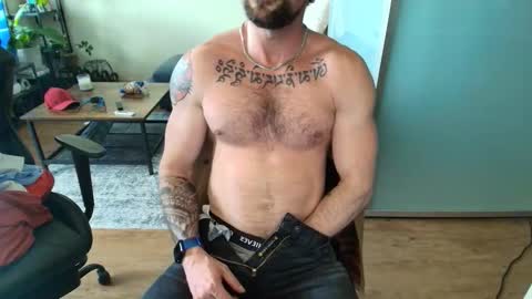 Snapshot of zuko_zen69 chatting on March 2026 11:22:02 PM Zuko online show from March 2026 11:22:02 PM