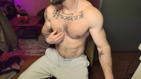 Snapshot of zuko_zen69 chatting on March 2026 04:01:02 AM Zuko online show from March 2026 04:01:02 AM