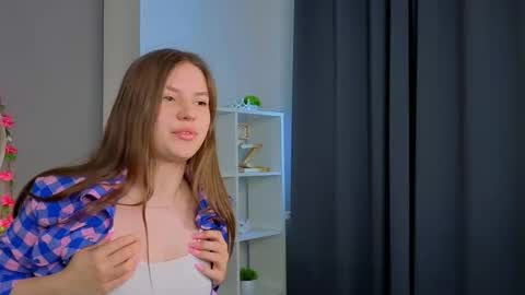 Floria online show from February 2026 07:15:02 AM