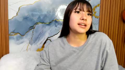zulemapiel online show from June 2026 12:00:01 AM