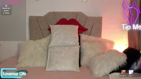 Snapshot of zuly_zahir_01 chatting on June 2026 01:43:02 AM zuly goode online show from June 2026 01:43:02 AM