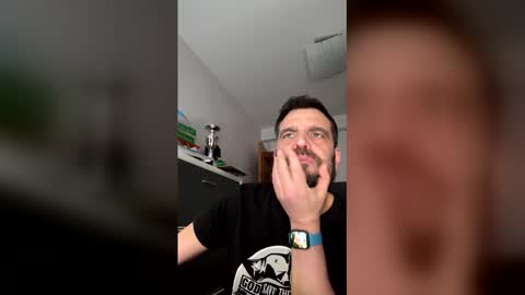 zurdineno online show from April 2026 10:41:02 AM