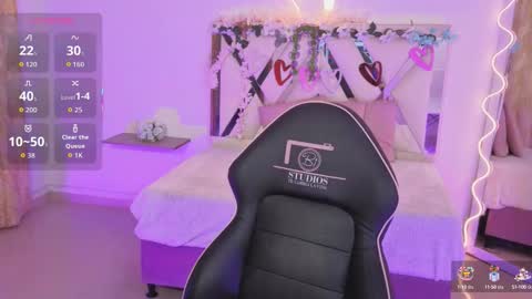 ZURY   online show from October 2025 11:31:01 AM