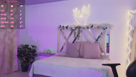 ZURY   online show from April 2026 11:37:01 AM