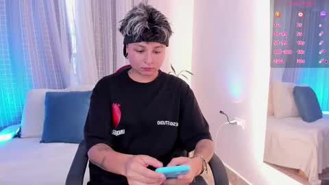 Zury Ramirez online show from March 2026 10:03:01 PM