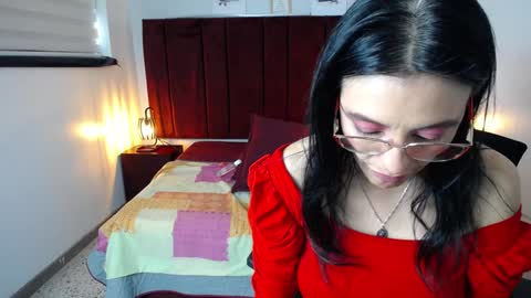Snapshot of zuzana21 chatting on December 2024 05:21:01 PM Zuzana21 online show from December 2024 05:21:01 PM
