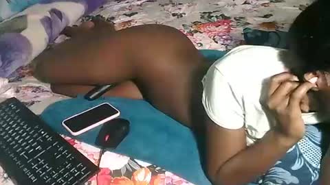 Snapshot of zuzu_angel chatting on March 2026 04:31:01 PM pam online show from March 2026 04:31:01 PM