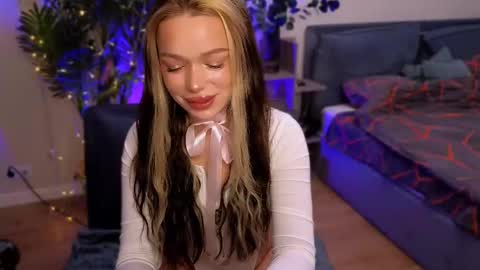 zuzzixx online show from February 2025 05:58:01 AM