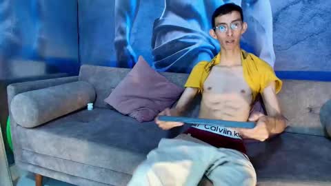 Snapshot of zyronight chatting on October 2025 08:07:01 PM Zyro Nigth online show from October 2025 08:07:01 PM