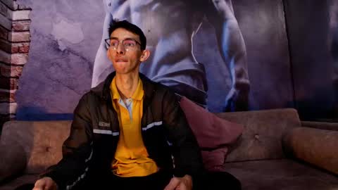 Snapshot of zyronight chatting on November 2025 04:51:02 PM Zyro Nigth online show from November 2025 04:51:02 PM