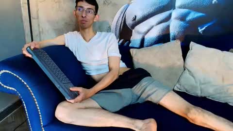 Snapshot of zyronight chatting on November 2025 10:42:01 PM Zyro Nigth online show from November 2025 10:42:01 PM