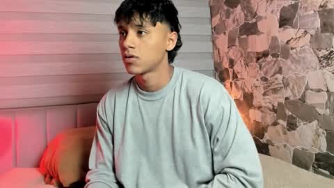 zyzz_1812 online show from February 2026 03:35:02 AM