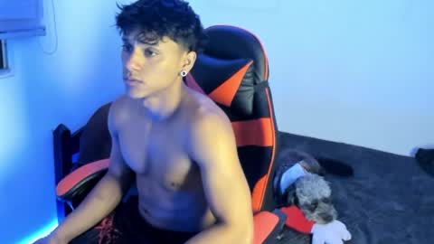 zyzz_1812 online show from June 2026 02:34:02 AM