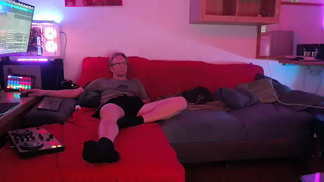 davidgntxxxxx online show from April 2026 05:29:01 PM